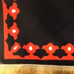 کتیبه مخمل با شعار یا رقیه بنت الحسین متن قرمز زمینه مشکی