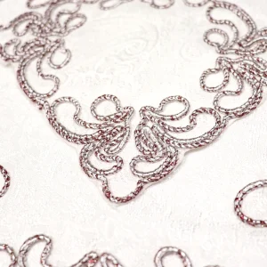 جانماز شکوه دوتیکه نگین دار سایزکوچک رنگ زرشکی 24*24 کد 0361