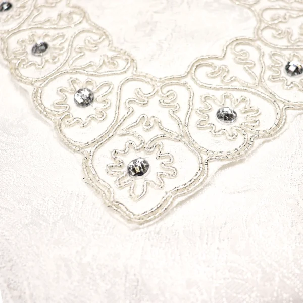 جانماز شکوه دوتیکه نگین دار سایز بزرگ رنگ سفید 36*36 کد 0353