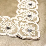 جانماز مخمل دوتیکه نگین دار سایز بزرگ رنگ پسته ای 36*36 کد 0347